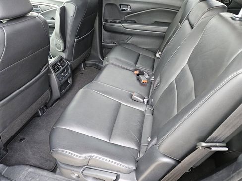 Used 2019 Honda Pilot EX-L image 32