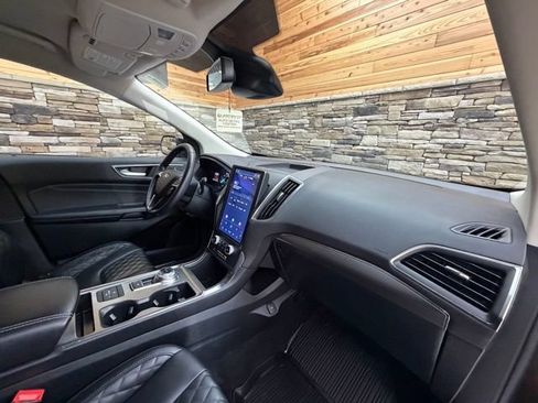 Used 2023 Ford Edge Titanium AWD/4WD image 16