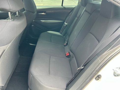 Used 2021 Toyota Corolla LE image 23