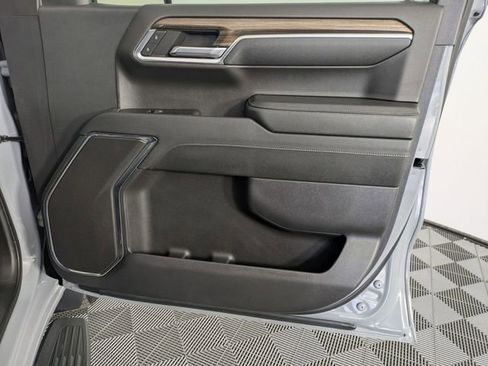 Used 2024 Chevrolet Silverado 1500 RST w/ Z71 Off-Road Package image 34