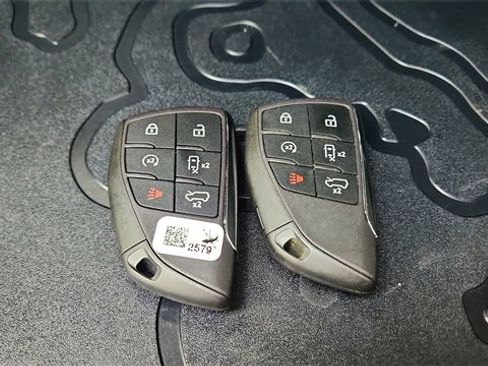 Used 2024 GMC Hummer EV 3X w/ Omega Edition image 60