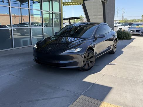 Used 2025 Tesla Model 3 Long Range RWD image 2