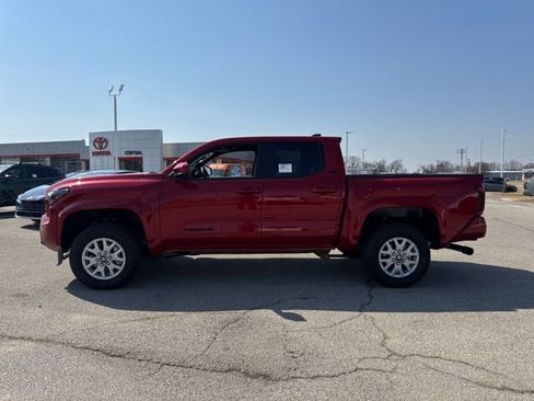 New 2026 Toyota Tacoma SR5 image 3