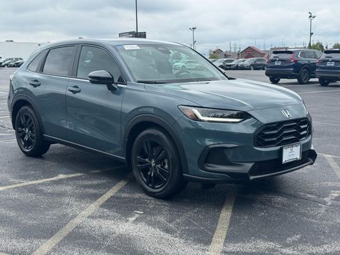 Certified 2026 Honda HR-V Sport image 2