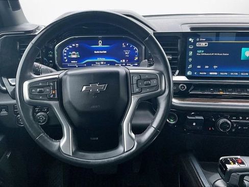 Used 2023 Chevrolet Silverado 1500 RST w/ Convenience Package II image 5