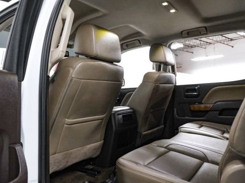 Used 2017 GMC Sierra 1500 SLT w/ SLT Premium Package image 31