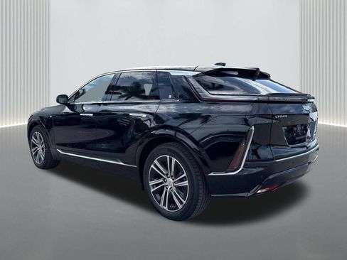 New 2026 Cadillac Lyriq Premium Luxury RWD image 7