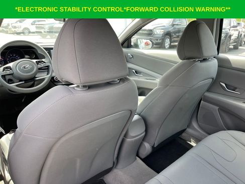 Used 2023 Hyundai Elantra SEL FWD image 12