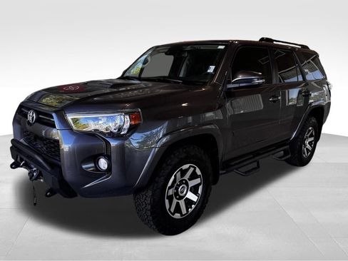 Used 2020 Toyota 4Runner TRD Off-Road Premium w/ Moonroof Package AWD/4WD image 3