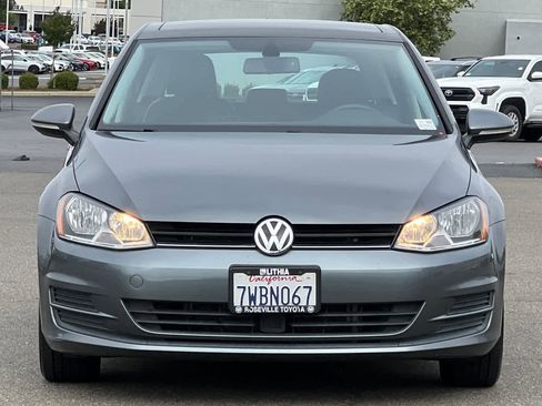 Used 2017 Volkswagen Golf Wolfsburg Edition image 10