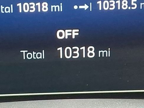 Used 2024 BMW i4 eDrive35 w/ Convenience Package image 22