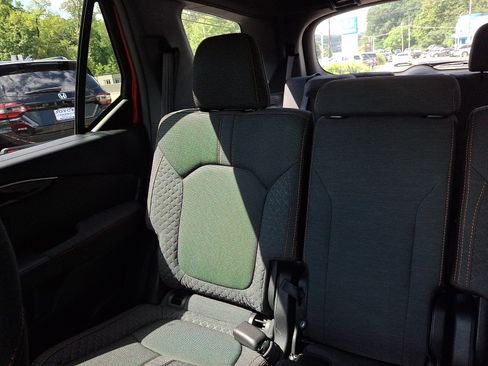 Certified 2025 Honda Pilot Sport image 18