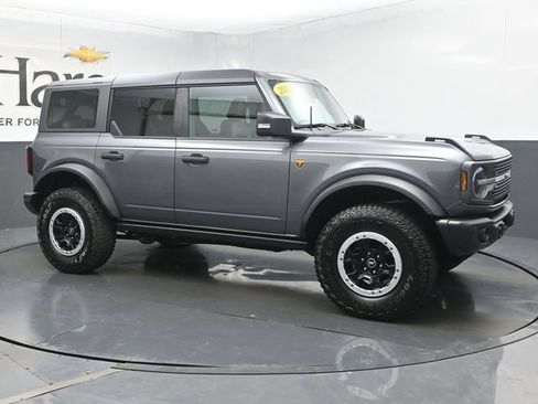 Used 2023 Ford Bronco Badlands AWD/4WD image 1