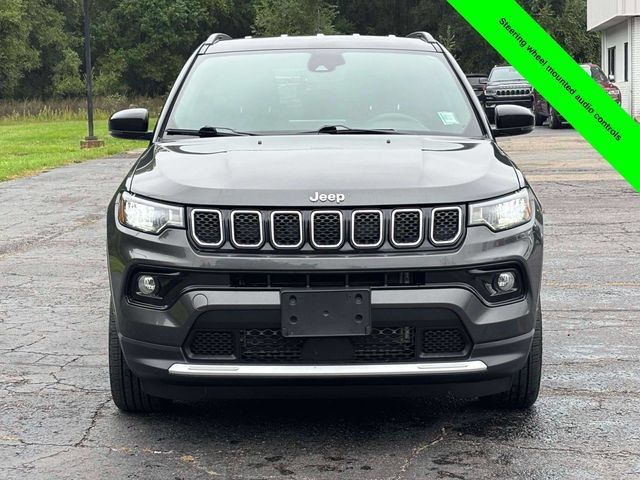 Used 2023 Jeep Compass Limited AWD/4WD image 30