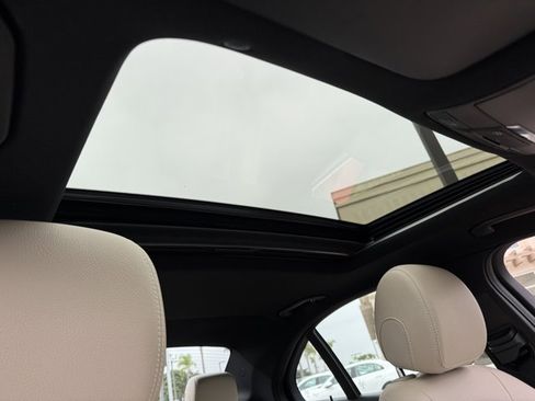 Used 2020 Mercedes-Benz C 300 Sedan image 7