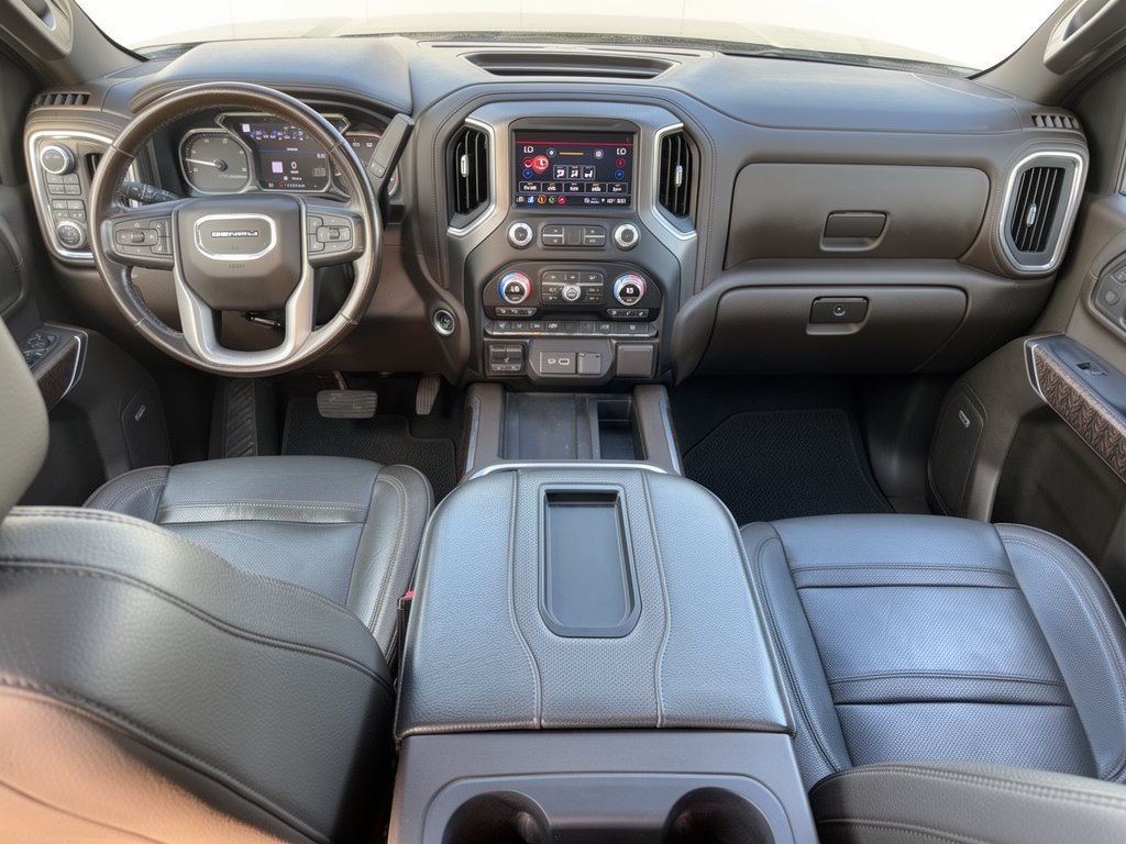 Used 2022 GMC Sierra 2500 Denali w/ Denali Ultimate Package AWD/4WD image 17