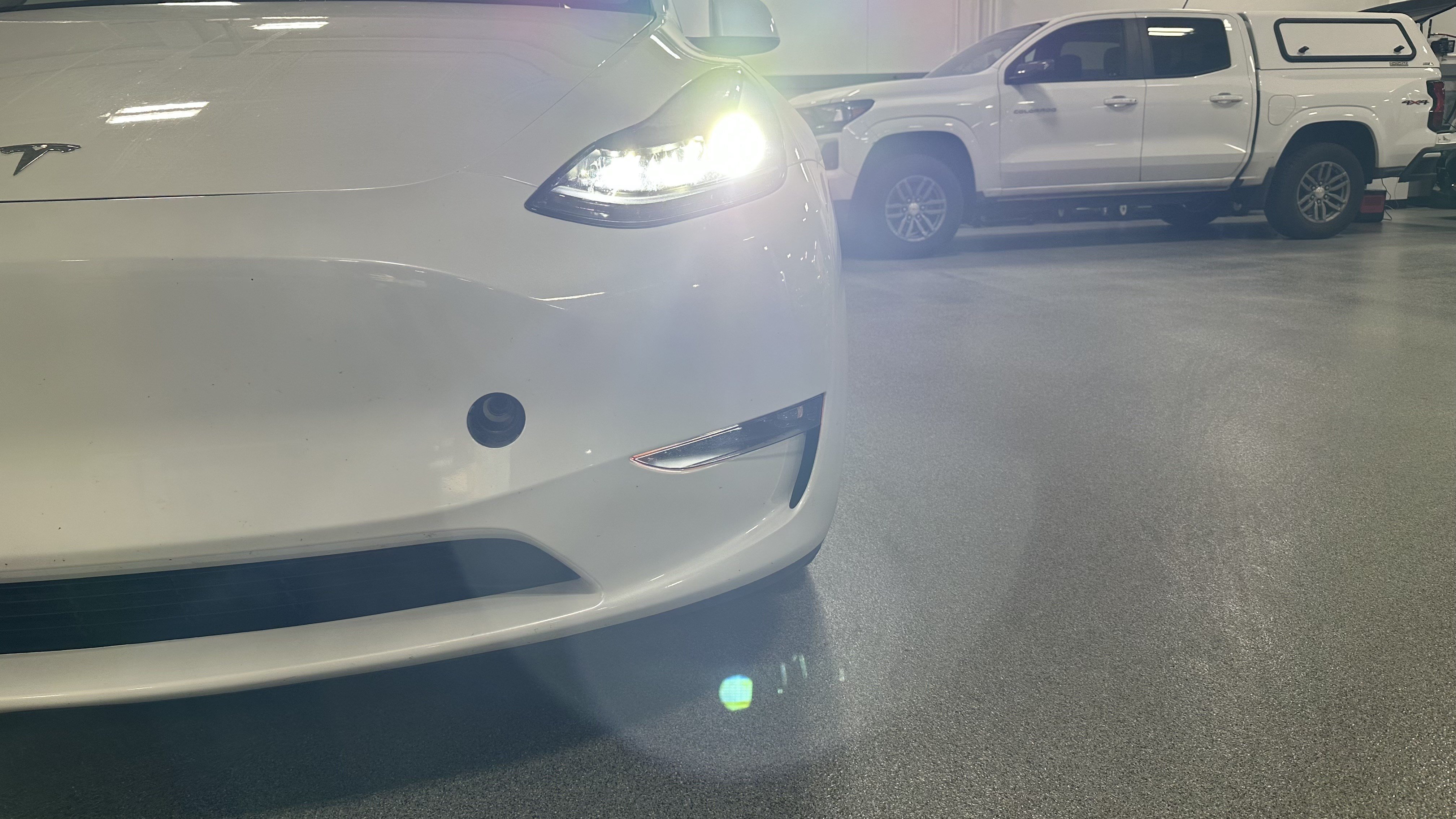 Used 2025 Tesla Model Y Performance AWD/4WD image 6