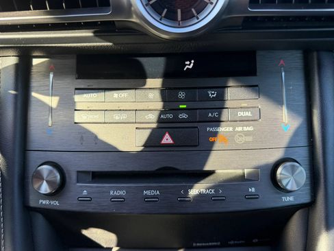 Used 2021 Lexus RC 300 AWD image 21
