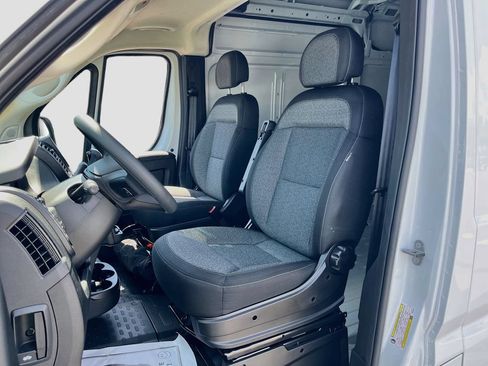 New 2026 RAM ProMaster 3500 w/ Convenience Group FWD image 18