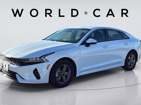 Certified 2024 Kia K5 LXS image 12