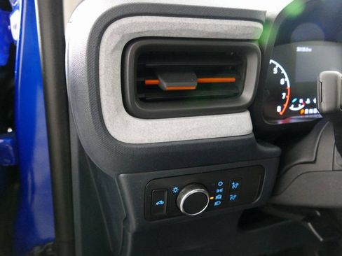 Used 2022 Ford Maverick XLT w/ Equipment Group 300A Standard image 13