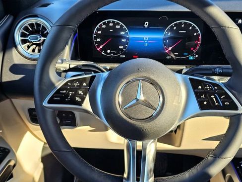 New 2026 Mercedes-Benz GLB 250 4MATIC image 28