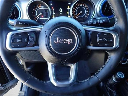 Used 2021 Jeep Wrangler Unlimited Sahara AWD/4WD image 11
