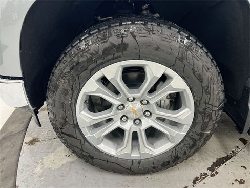 New 2026 Chevrolet Silverado 1500 LTZ w/ Z71 Off-Road Package image 26