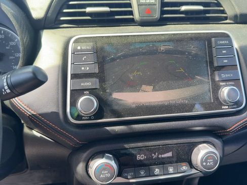 Used 2020 Nissan Versa SR FWD image 17