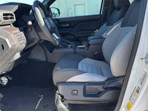 Used 2024 Toyota Tacoma TRD Sport image 18