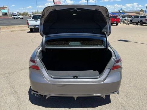 Used 2021 Toyota Camry SE w/ Audio Upgrade Package FWD image 38