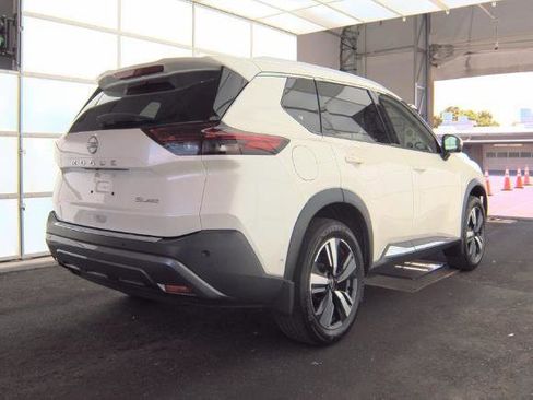 Used 2023 Nissan Rogue SL w/ SL Premium Package AWD/4WD image 4