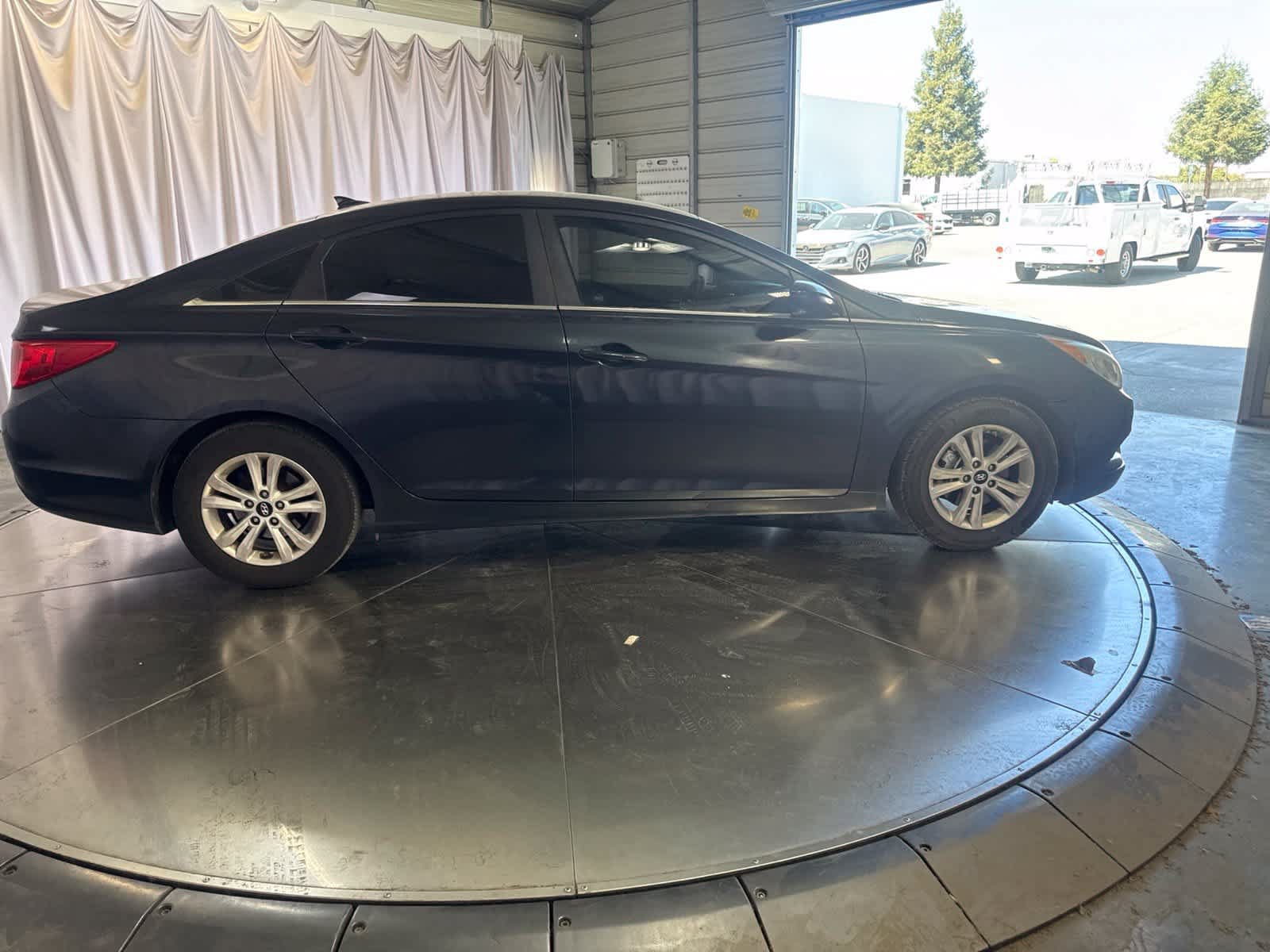 Used 2013 Hyundai Sonata GLS FWD image 4