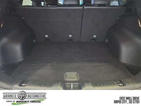 Used 2024 Jeep Compass Latitude AWD/4WD image 23