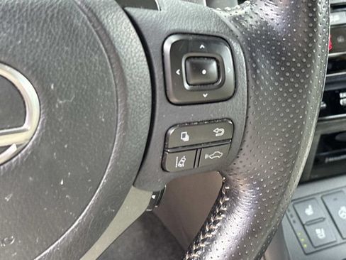 Used 2022 Lexus IS 350 F Sport RWD image 28