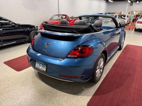 Used 2019 Volkswagen Beetle 2.0T S FWD image 15