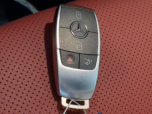 Certified 2019 Mercedes-Benz C 300 Sedan image 29