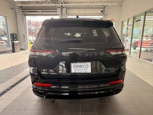 Certified 2024 Jeep Grand Cherokee L Summit image 16