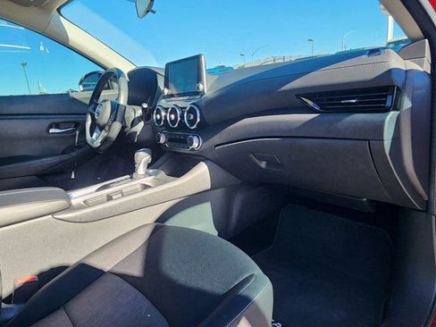 Used 2022 Nissan Sentra SV w/ Trunk Package image 19