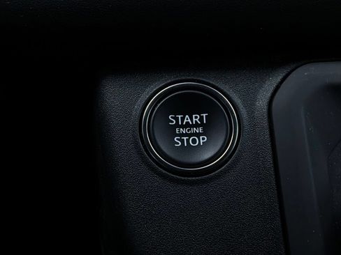 Used 2023 Land Rover Defender 110 X-Dynamic SE AWD/4WD image 33