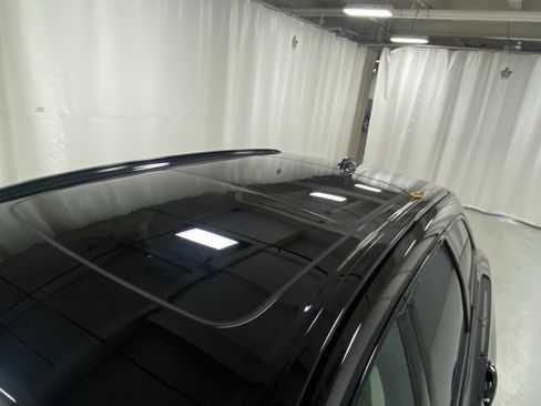 Certified 2025 Volvo XC60 T8 Ultra w/ Protection Package Premier image 6