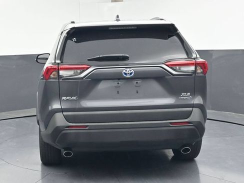 Used 2022 Toyota RAV4 XLE AWD/4WD image 38