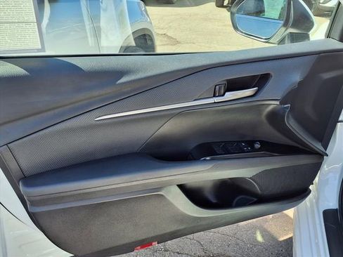 Used 2025 Toyota Camry SE image 10