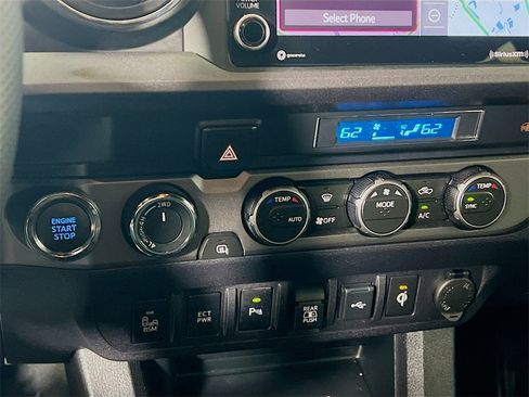 Certified 2023 Toyota Tacoma TRD Off-Road image 15