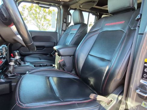 Used 2021 Jeep Wrangler Unlimited Rubicon w/ Xtreme Recon 35" Tire Package AWD/4WD image 19