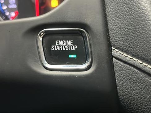 Used 2020 GMC Acadia Denali image 31