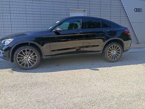 Used 2023 Mercedes-Benz GLC 300 4MATIC Coupe image 2
