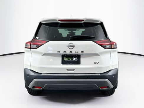 Used 2023 Nissan Rogue SV FWD image 7