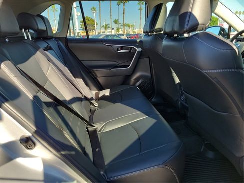 Used 2025 Toyota RAV4 XLE Premium image 18