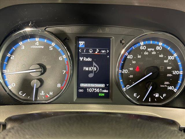 Used 2018 Toyota RAV4 Limited FWD image 28